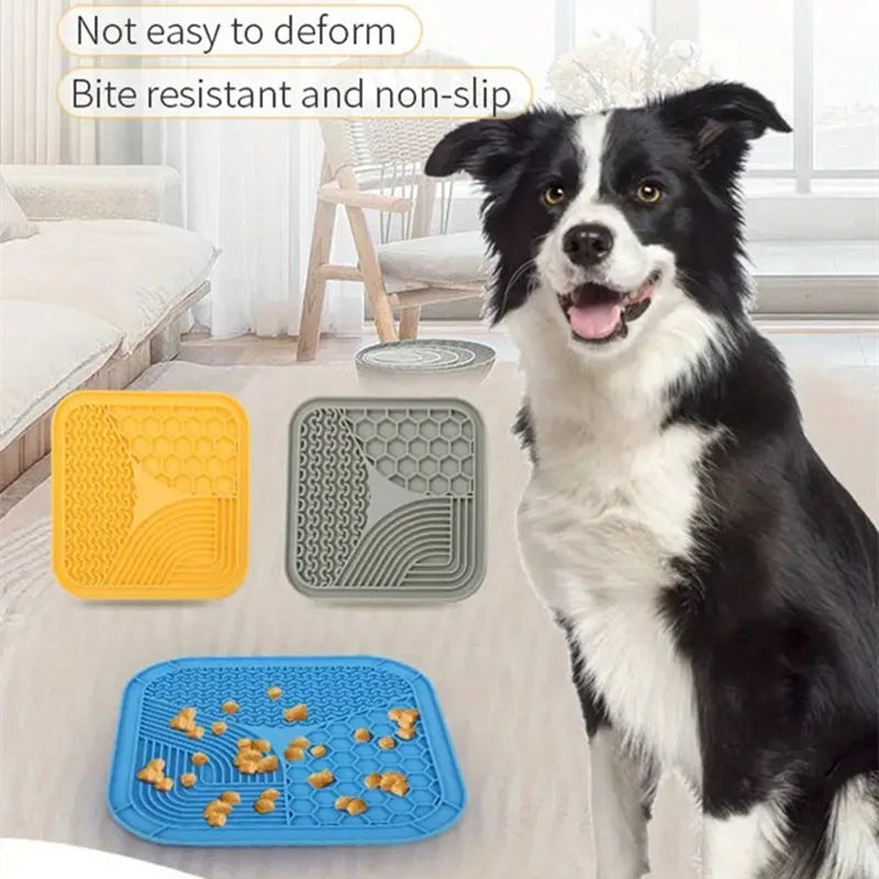 Pet Licking Pad Silicone Slow Feeder Mat With Suction Cups - Love My Pet