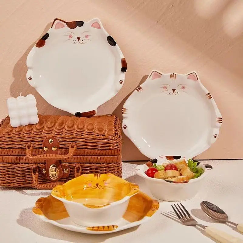 Adorable Cat-Themed Ceramic Bowl