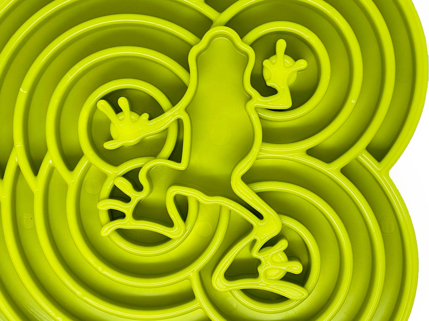 Water Frog Design eTray Enrichment Shallow Slow Feeder Dog Bowl