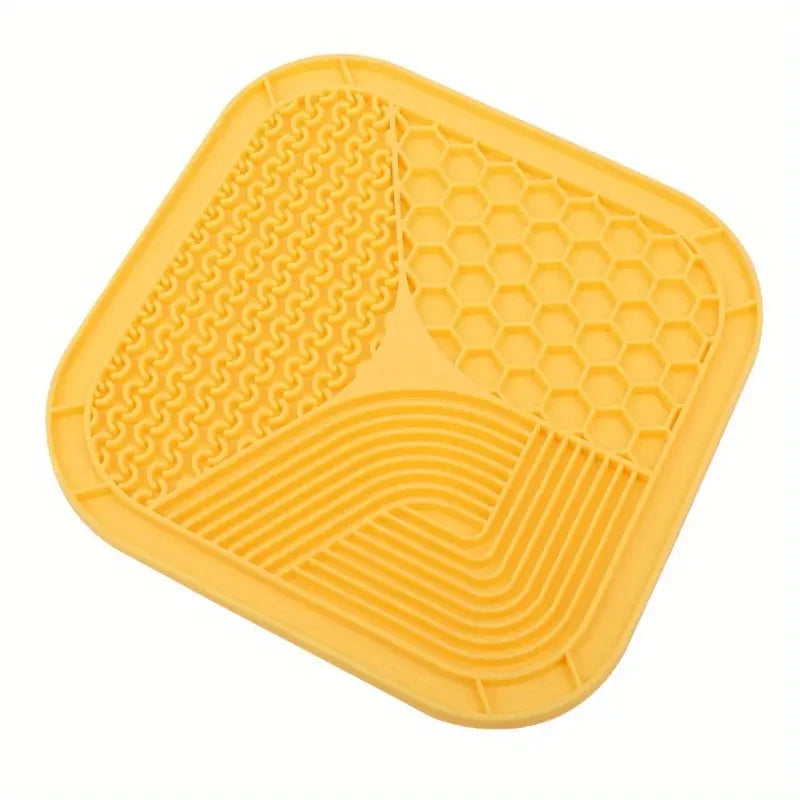 Pet Licking Pad Silicone Slow Feeder Mat With Suction Cups - Love My Pet