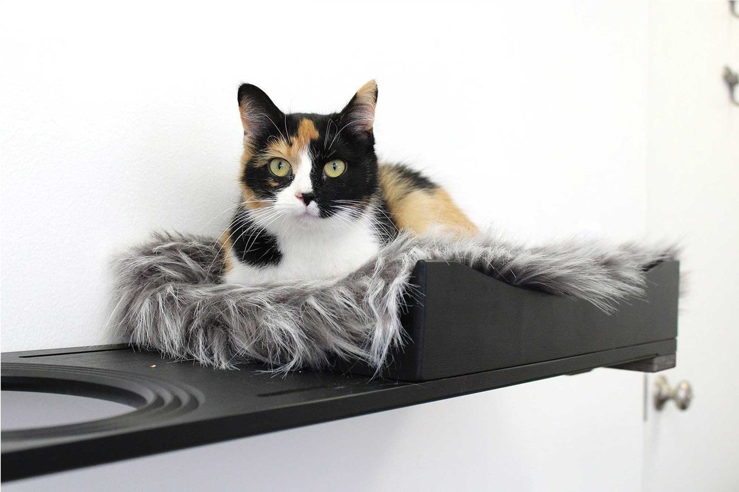 The Cat Nest Bed